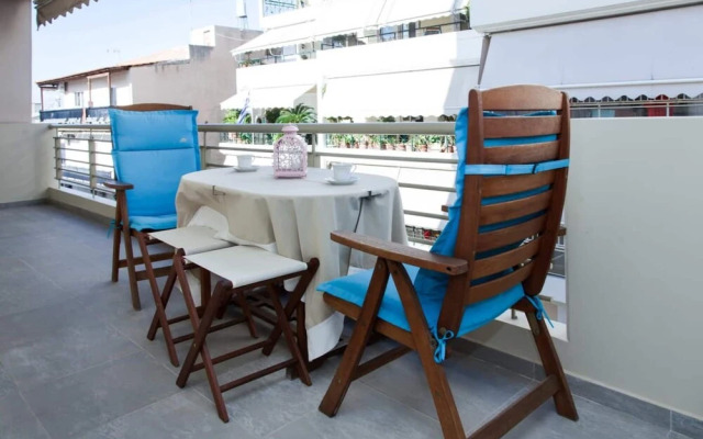 Elegant & Spacious  Apt. with Sea View
