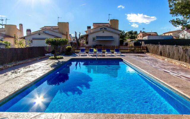 Casa Montse Barà
