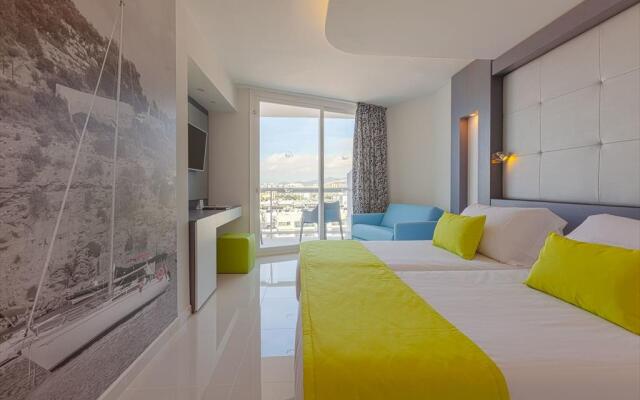 Sirenis Hotel Tres Carabelas & SPA