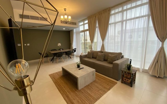Refined Classy 3 Bedroom Apartment in Jumeirah