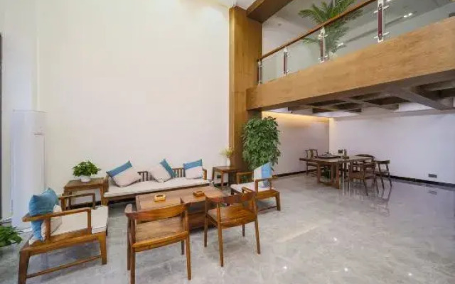 Heyuan Qingxuan Apartment