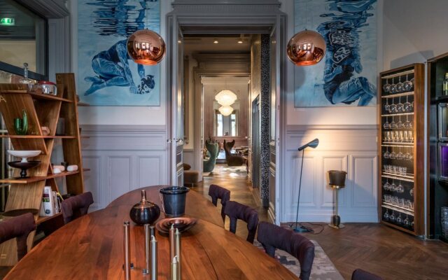 Yndo Hotel