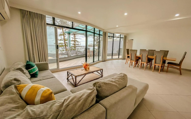 Stay at Hotel Steyne