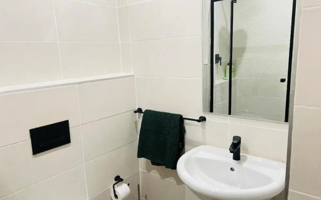 Spacious 1 Bedroom Apartment in Johannesburg