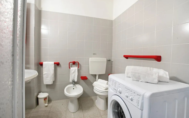 I Fari D220 600m From The Beach