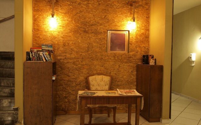 Kleopatra Traditional Hotel Apartments