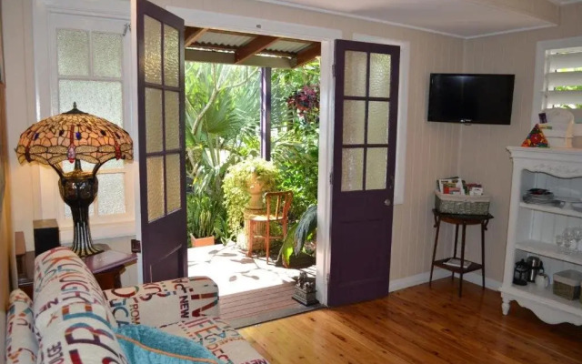 Machans Beach Bed & Breakfast