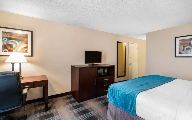 Clarion Inn near JBLM