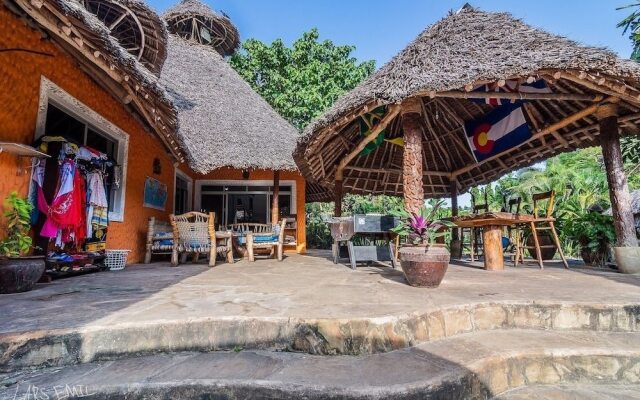Soul Breeze Backpackers Diani
