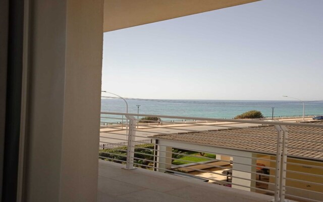 Zaffiro Apartment On Sea Shore