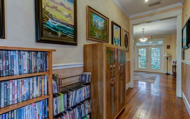 Anchor Inn NSB Bed & Breakfast