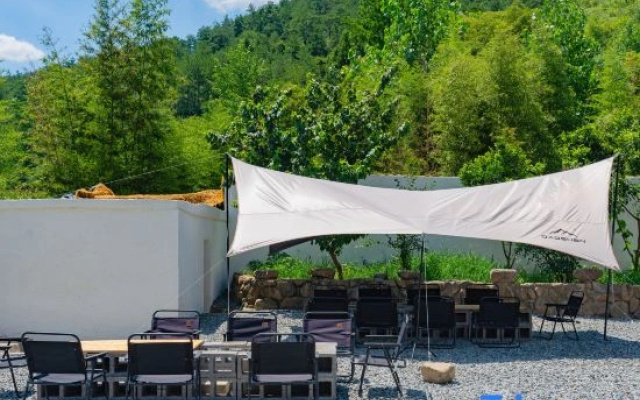 Under Persimmon Trees · Fam&Team Retreat·Pool·Pet Stay (Tonglu OMG Park Branch)