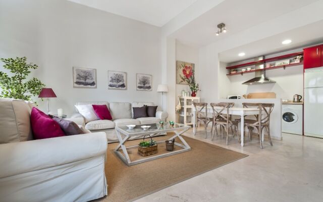 Prime Location 2 bd Apartm With Terrace. Arfe Terrace II