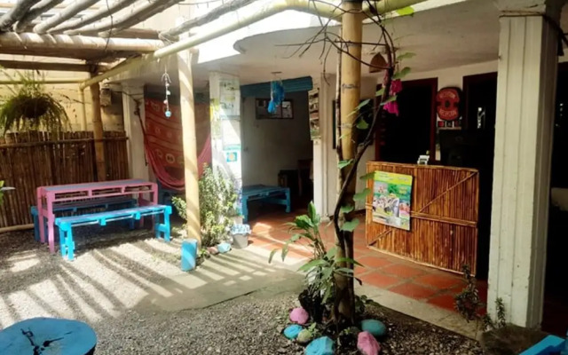 Oasis Hostal Restaurante