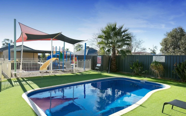 Kennedy Holiday Resort