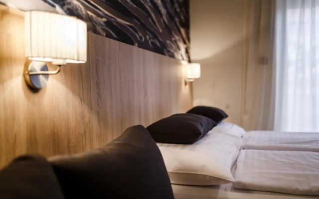Luxury Suites Bellevue