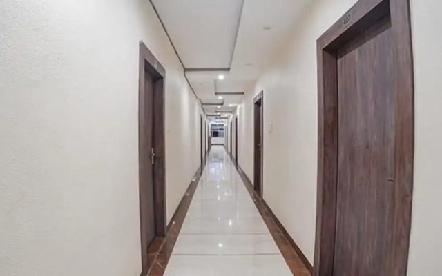 Fabhotel The Pannis