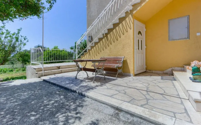 Majestic Kastel Stari Apartment With Terrace