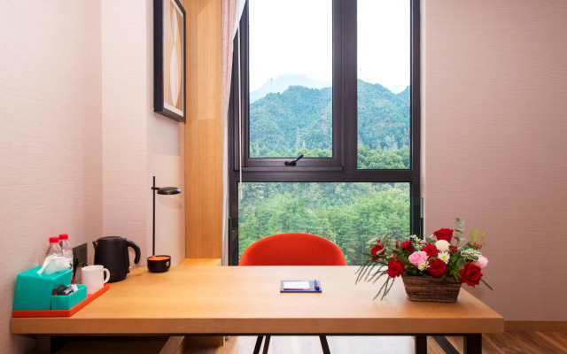 Holiday Inn Express Luanchuan by IHG