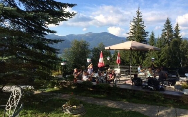 Blue Mountain Hotel