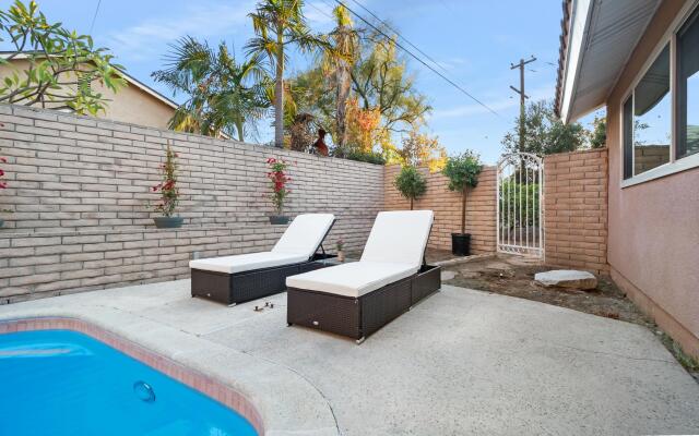 Heated Pool & Spa ensuite Villa
