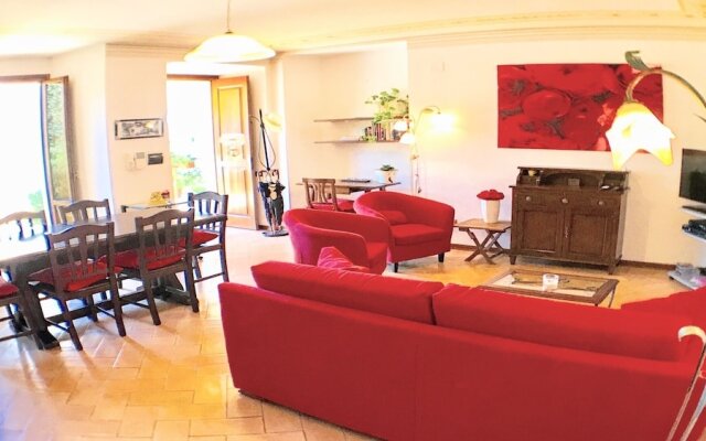 Sunny Apartment, in the Historic Centre of Spoleto With Large Terrace