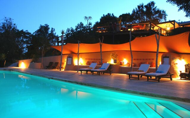 Hog Hollow Country Lodge