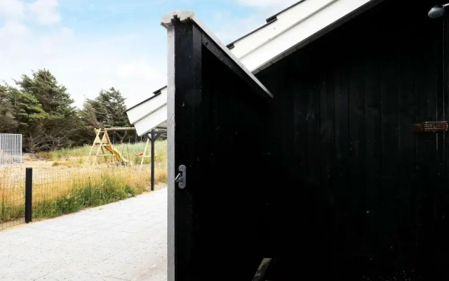 10 Person Holiday Home in Lokken-by Traum