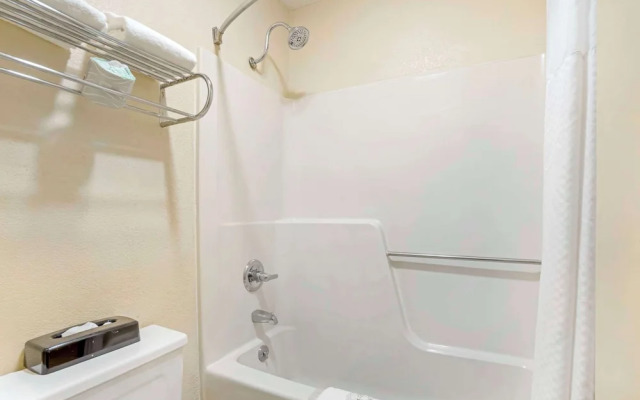 Quality Inn near Speedway
