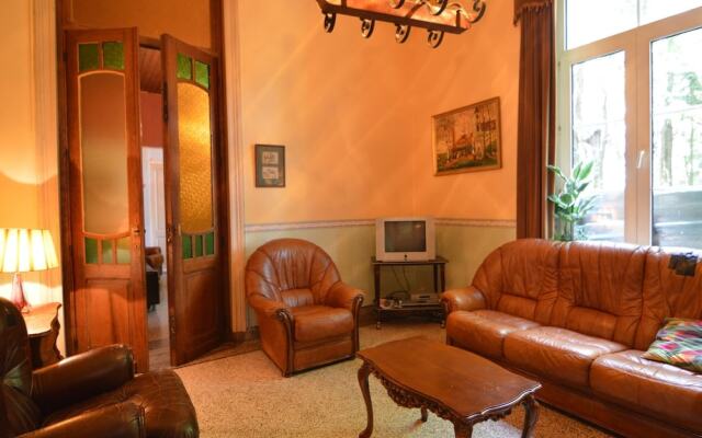 Peaceful Retreat in Ferrieres