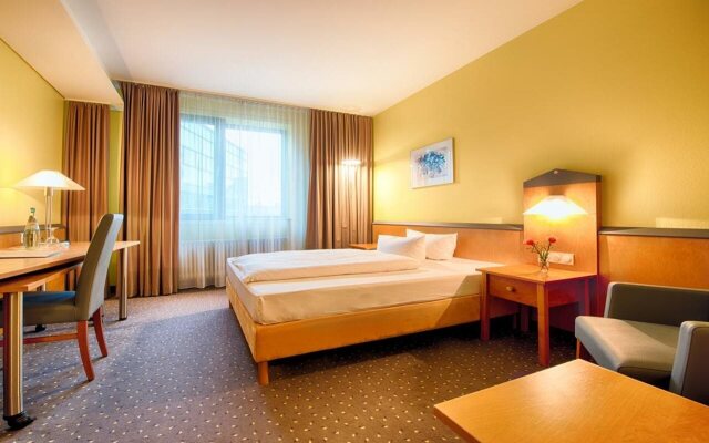 Plaza Hotel & Living Frankfurt