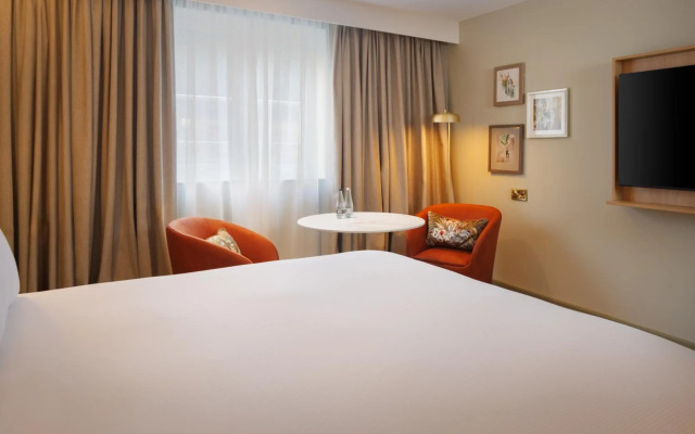 DoubleTree by Hilton Bristol North