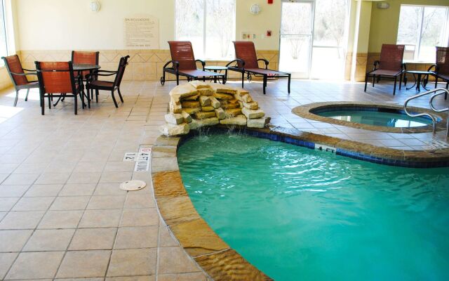 Magnuson Hotel Commerce