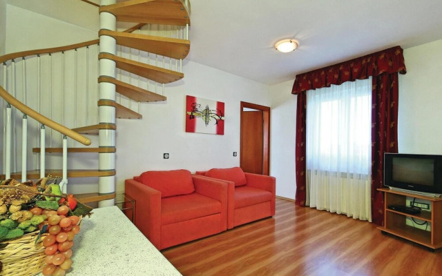 Amazing Home in Tar-vabriga With Wifi and 2 Bedrooms