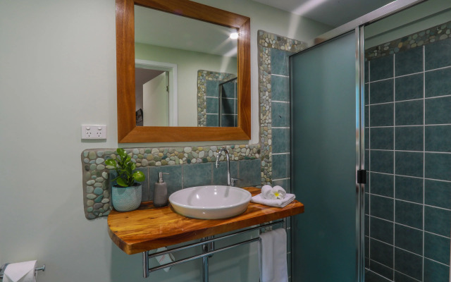 Whitsunday Organic Bed & Breakfast
