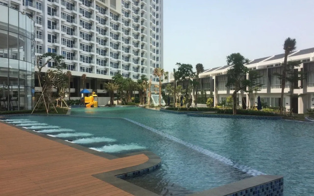 Exclusive and Strategic Studio Puri Mansion Apartment