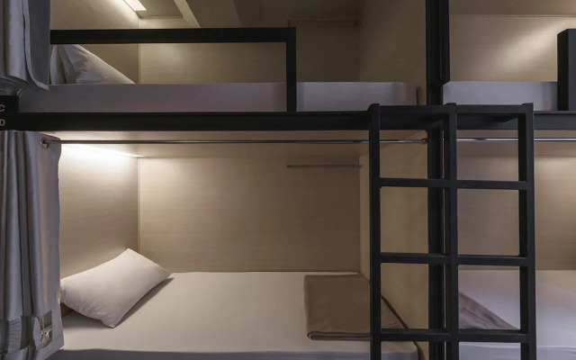 ORA Hostel Bangkok By Zuzu
