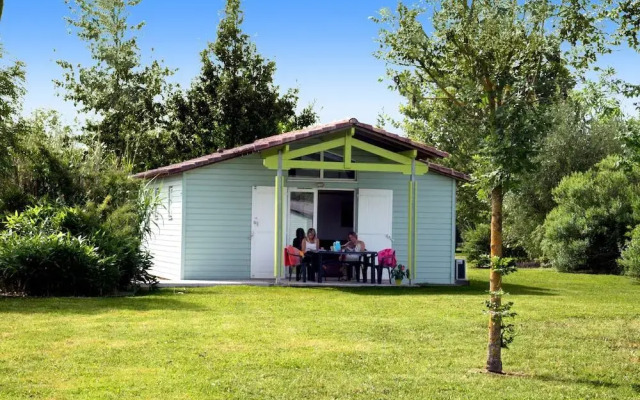 Lagrange Grand Bleu Vacances – Résidence Port Lalande