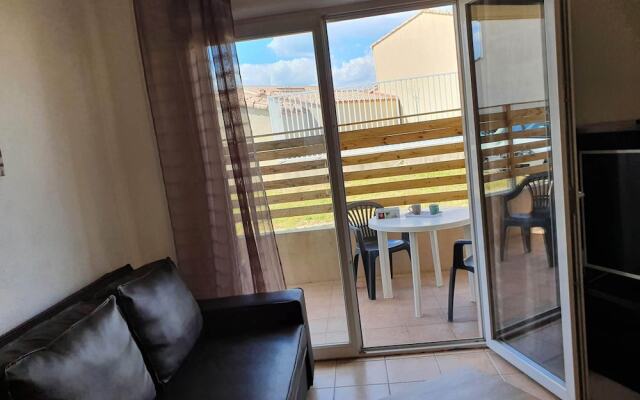 Coquet appt dans résidence avec piscine