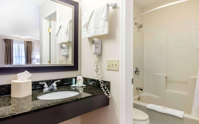 Quality Inn Arab Hwy 231