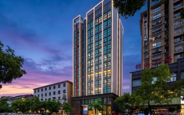 Chinese E-House Unmanned Sharing Hotel (Yushan Qili Street) – Exterior – Shangrao