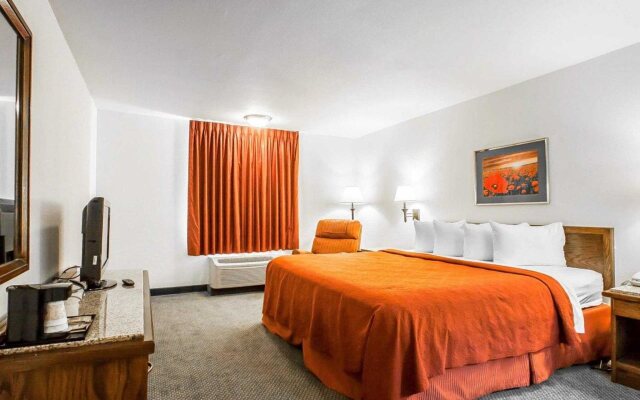 Econo Lodge Central