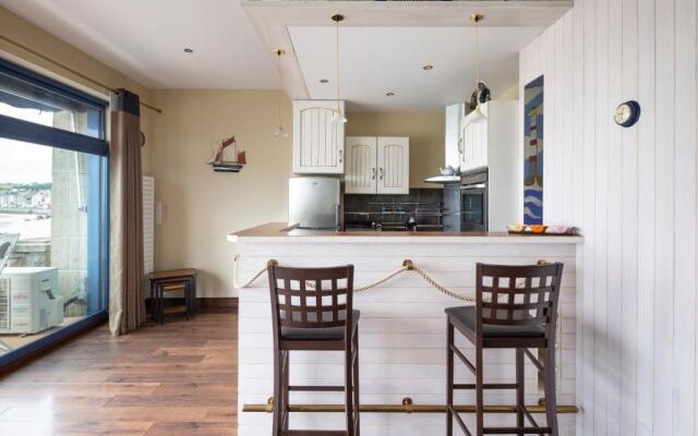 La Bisquine by Cocoonr