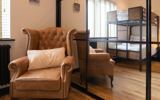 Escape 2 Unwind, Collier's Retreat - Sleeps 6