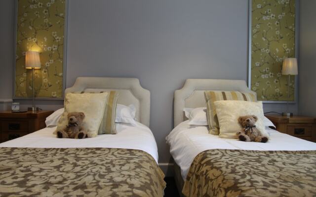 Salty Monk Hotel
