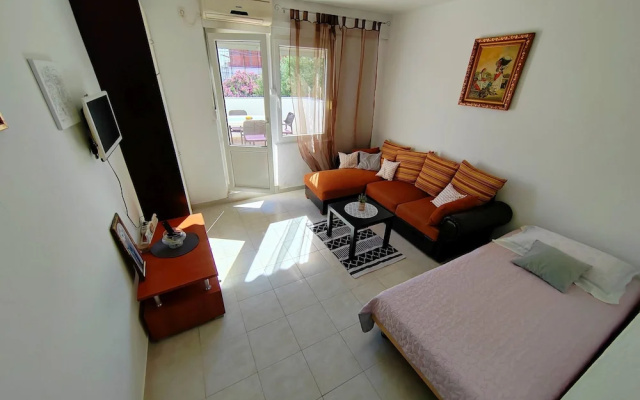 Poncho Apartment Close to Center