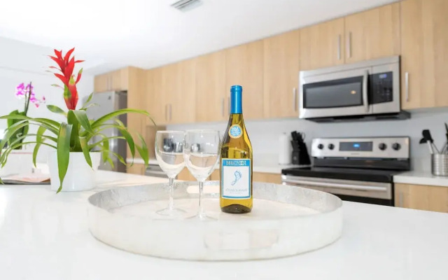 Moderno by Bay Harbor One