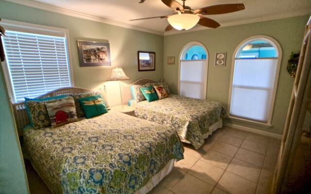 Family Ties - 3 Br Home