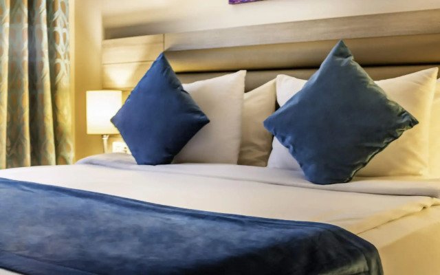 Rox Hotel