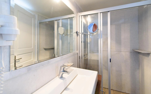Hotel Antinea Suites & SPA
